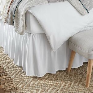 Amazon Basics Lightweight Ruffled Bed Skirt